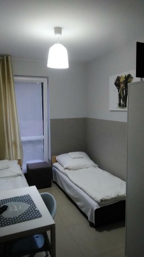 Pokoje Henryk Apartment Korytow Luaran gambar